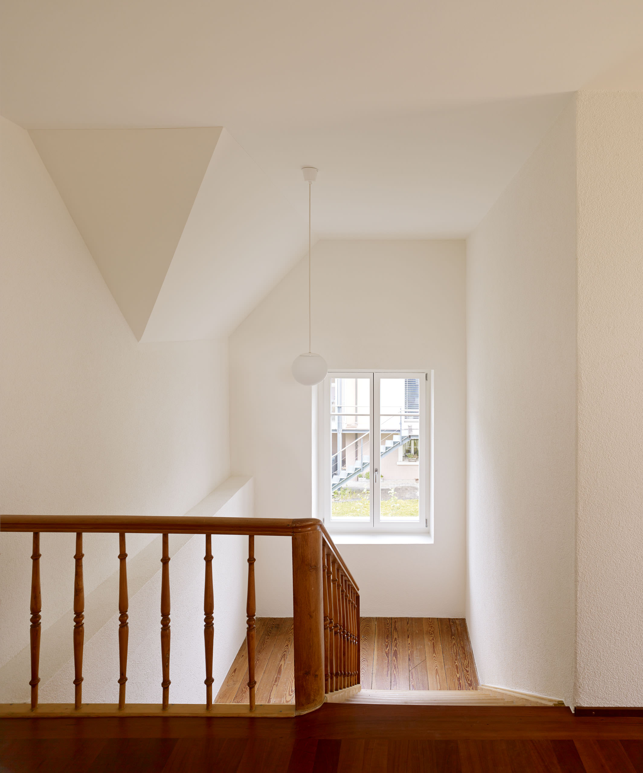 E14496 Alpa 044207p j2560